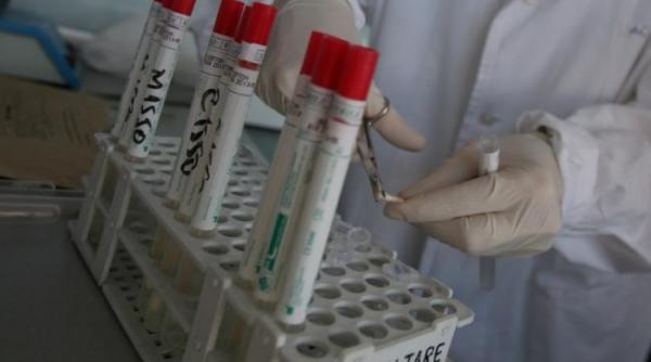 amenzi de 5 700 lei dupa imbolnavirea a zeci de elevi care au consumat lapte si corn