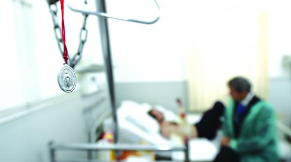 colectiv echipament special pentru raniti