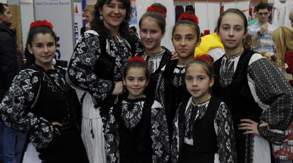 copiii au fost inima fundatiei mereu aproape la iwa charity christmas bazaar 2015