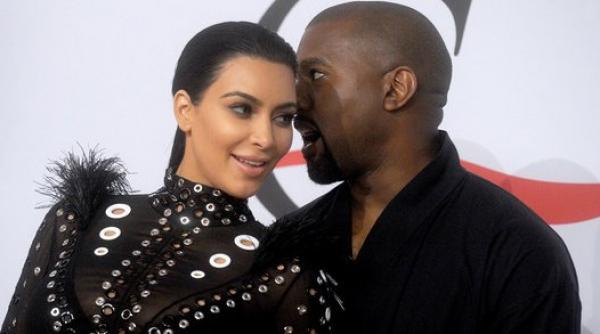 baietelul vedetei kim kardashian si rapperului kanye west se numeste saint west