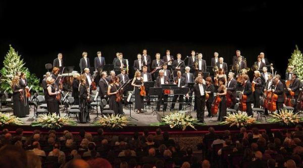 vesti bune pentru iubitorii muzicii vieneze strauss festival orchestra va sustine doua concerte la bucuresti