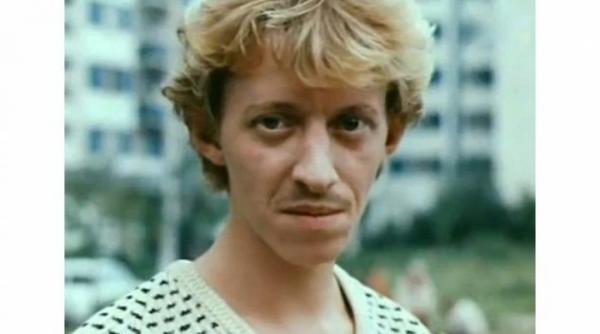 tragedie in lumea filmului un cunoscut actor a fost gasit mort in casa politia anunta ca a fost o crima