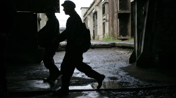 hunedoara proteste spontane ale minerilor de la lupeni si vulcan