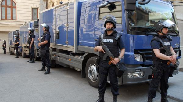 peste 9 500 de jandarmi vor fi prezenti in strada de sarbatori