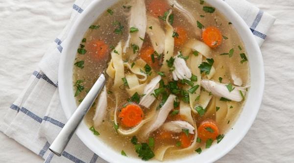 reteta zilei supa de gaina cu taitei de casa ca la rimetea retete romanesti pe gustul tau