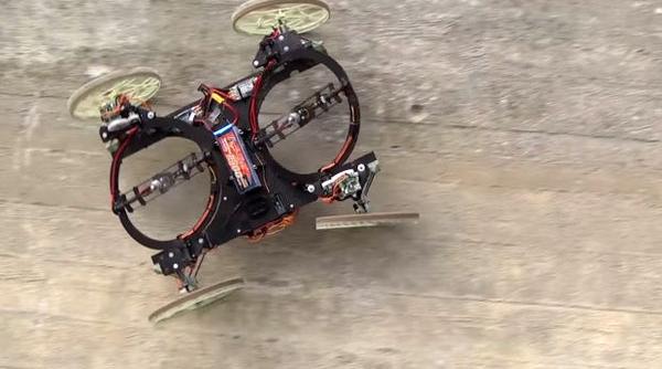 video cum arata robotul care se poate catara pe pereti verticali realizat de disney