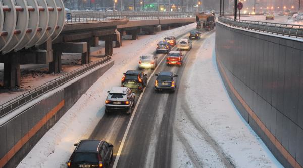 avertizare meteo informarea de ploi si polei prelungita pana joi seara cod galben de ploi in 3 judete de miercuri dupa amiaza