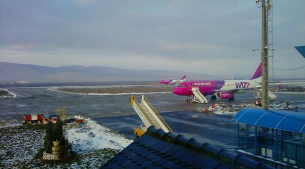 ploaia inghetata a creat probleme pe aeroportul din targu mures sunt intarzieri semnificative ale curselor aeriene