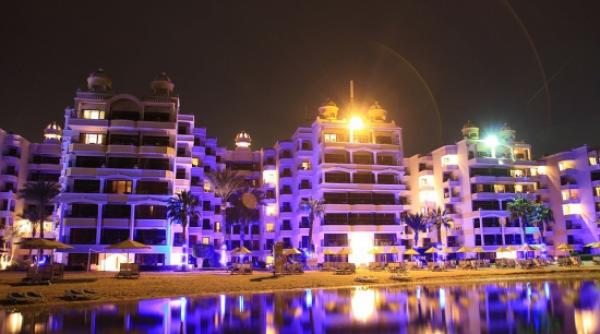 atac armat asupra unui hotel din egipt doi raniti un atacator a fost ucis iar doi turisti sunt raniti