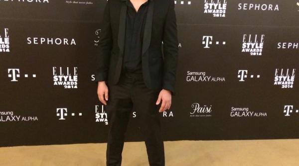 un creator de moda este acuzat ca a violat o minora