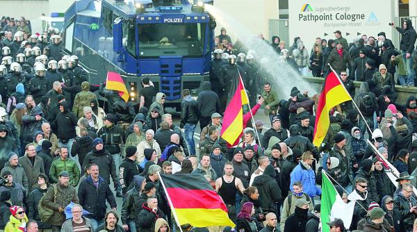 proteste de amploare ale extremei drepte pe strazile europei