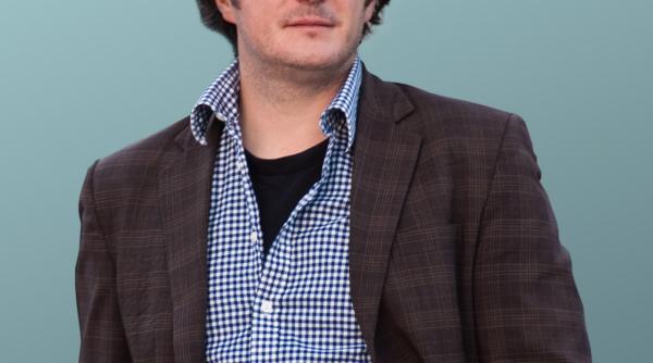 oscar wilde al comediei se intoarce