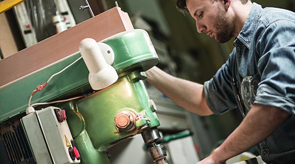 bani nerambursabili pentru fabricile mici