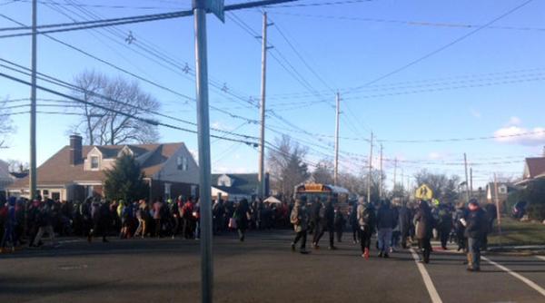 amenintare cu bomba in 9 scoli din new jersey sua