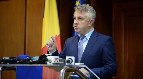 ministrul comunicatiilor afaceri la stat si afaceri cu statul