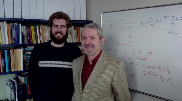 roman in noua zeelanda bogatia materiala nu ajuta succesul este produsul unei combinatii fericite de talent putin munca foarte multa si noroc niciodata prea mult