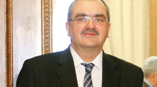 alegerile ni l readuc pe maradona