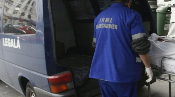 barbat gasit inghetat in gradina publica din braila