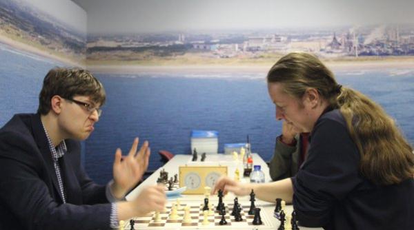 sah liviu dieter nisipeanu trei puncte si jumatate in primele sase runde la wijk aan zee