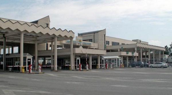 trecerea spre grecia de la kulata este inchisa