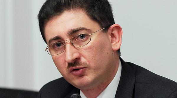 consiliul concurentei companiile petroliere ar trebui sa afiseze pe autostrada periodic pretul carburantilor