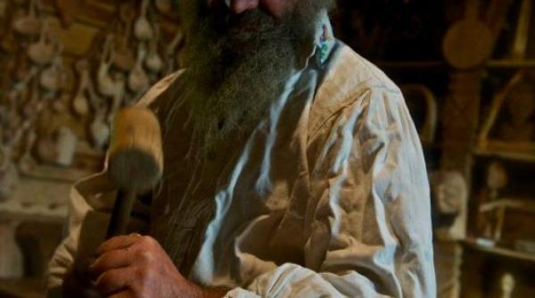 cum a sculptat alexandru cuza troite pentru romanii din jurul romaniei