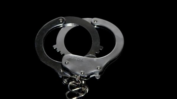 barbat cautat de autoritatile americane depistat de politistii brasoveni