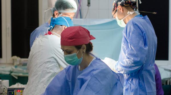 e oficial sistemul nostru medical mai bun decat cel albanez