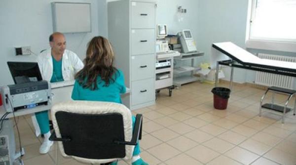 medic din iasi tun de aproape 300 000 de lei