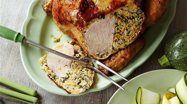 reteta pui umplut simplu rapid si deosebit de gustor