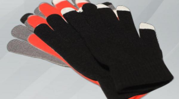 manusile smart un accesoriu obligatoriu in timpul iernii pot fi folosite pe orice ecran de tip touchscreen