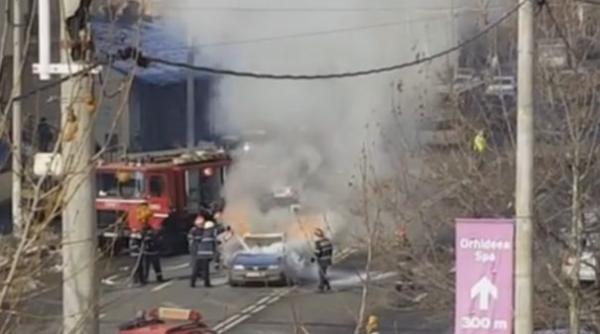 barbatul care si a incendiat masina la csm cercetat pentru distrugere si ingreunarea circulatiei