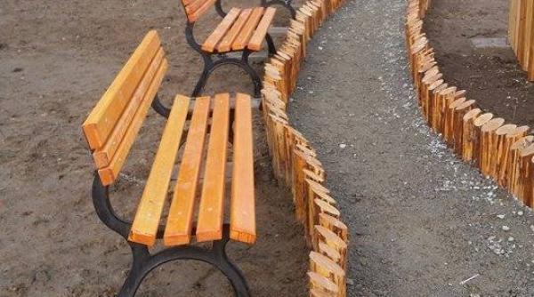 inca un proiect al primariei timisoara de rasul internetului cum s au gandit specialistii sa imprejmuiasca bancile cu garduri