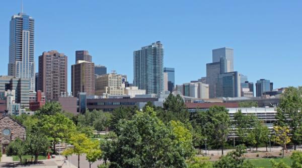 un nou atac armat in sua mai multe persoane au fost impuscate si una a fost injunghiata in denver
