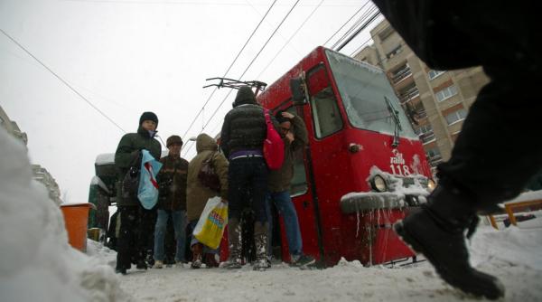 mb tramvaiele 14 si 36 revin pe traseele initiale