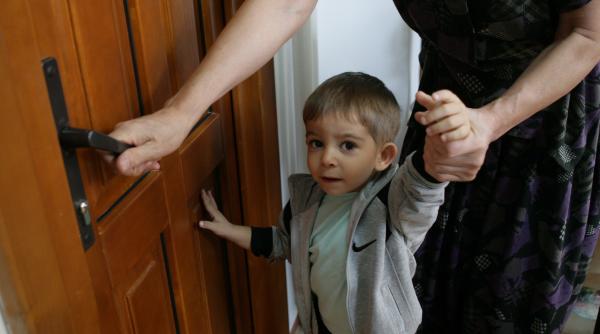 50 de lei pentru copiii care se tin de gradinita