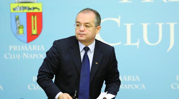 cadourile unchiului emil boc pentru nepoteii sai