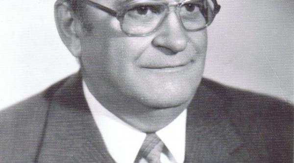 medaliat international de sapte decenii in slujba invatamantului omagiat la implinirea a 90 de ani