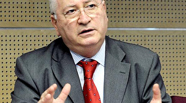 puiu hasotti ciolos a avut dreptate sa nu si asume raspunderea