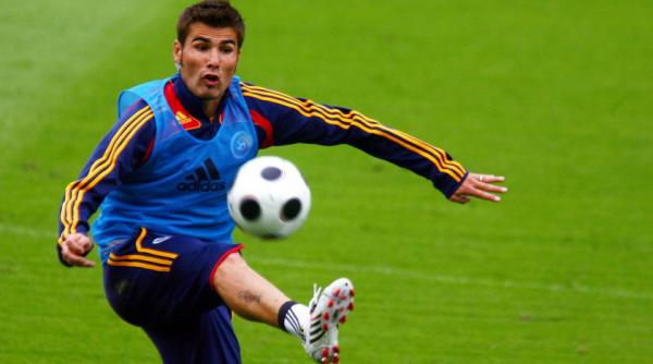 adrian mutu a inceput cursurile de la scoala de antrenori
