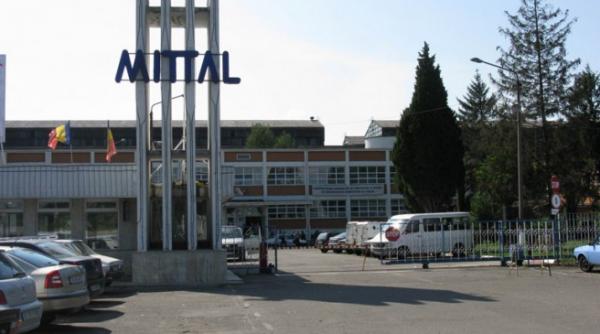 arcelor mittal pierdere de 8 miliarde dolari in 2015