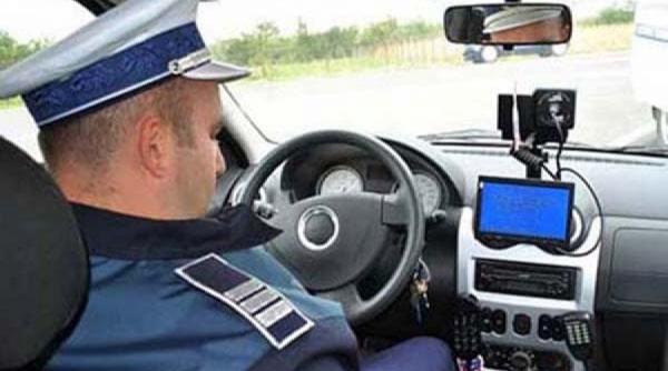 te a oprit radarul iata care sunt cele 7 drepturi ale soferilor care te pot scapa de amenda