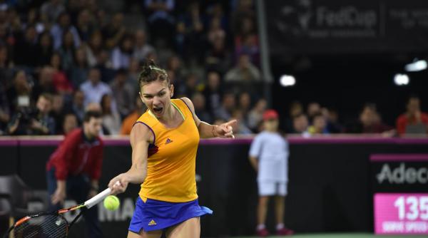 fed cup simona halep a invins o pe petra kvitova si romania conduce cehia cu scorul de 2 1