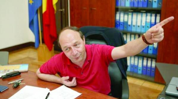 subiectiv traian basescu pensie mai mare decat indemnizatia lui klaus iohannis