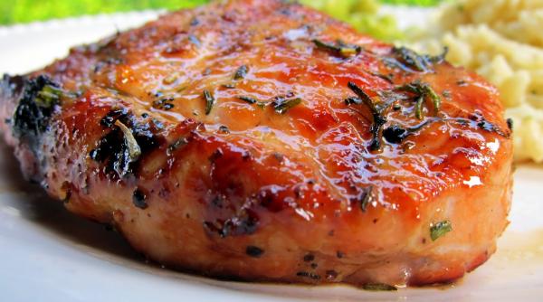 friptura de porc cu arome mediteraneene