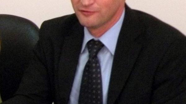 se sparge oastea generalului