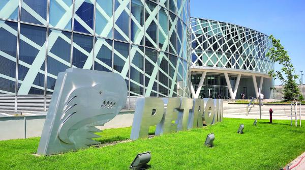 2015 primul an cu pierderi la petrom dupa privatizare