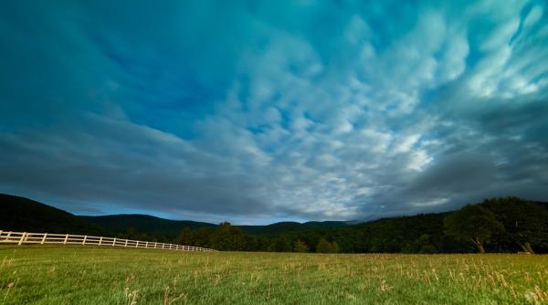 avertizare meteo intensificari ale vantului in judete din moldova si transilvania in urmatoarele ore anm
