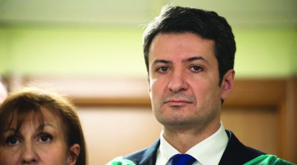 scandalul shu presa a dat alarma nu spitalele