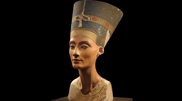 video egiptenii anunta ca ar fi descoperti mormantul lui nefertiti